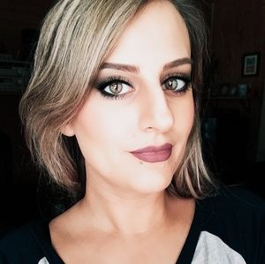 Meet your Posher, Meagan